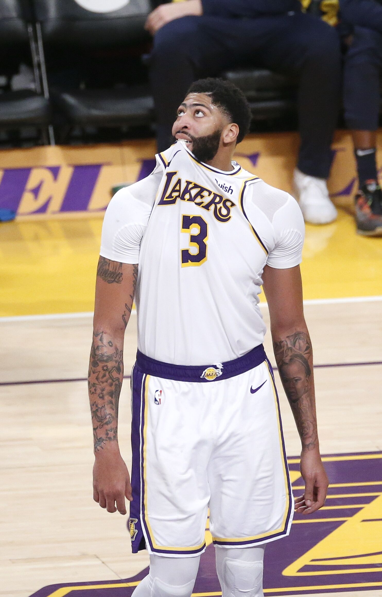 迫不是盲目 迫不是盲目